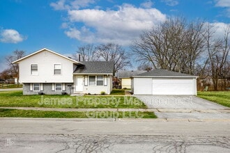 Building Photo - 22050 E Churchill Dr