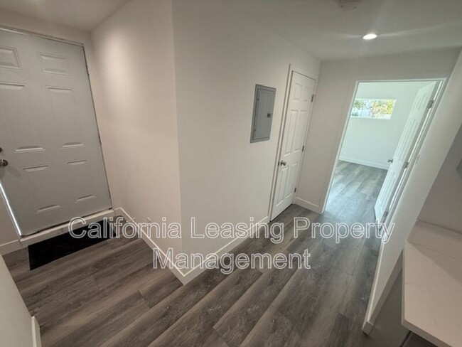 Building Photo - 13753 Aldergrove St