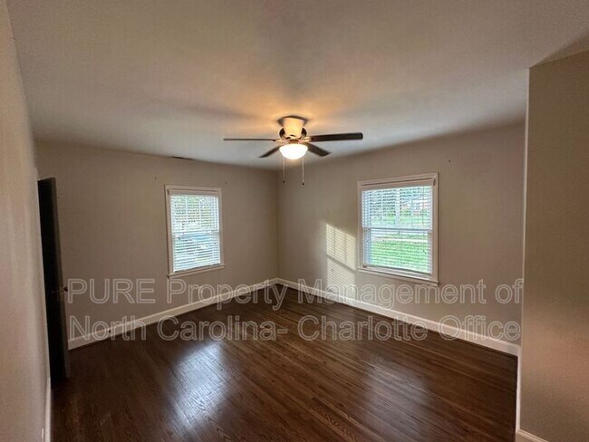 Building Photo - 2615 Ashley Rd