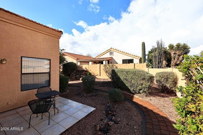 Building Photo - 12152 N Finch Dr