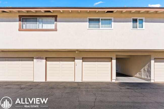 Building Photo - 17972 Baron Cir