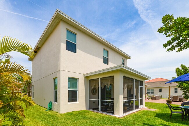 Building Photo - 713 NW Leonardo Cir