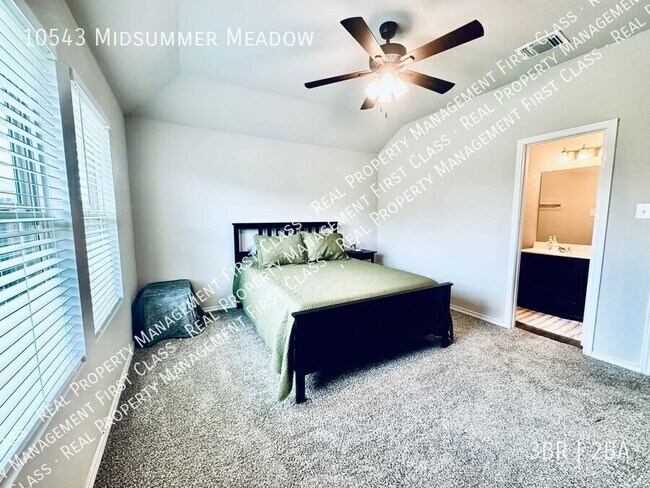 Building Photo - 10543 Midsummer Meadow