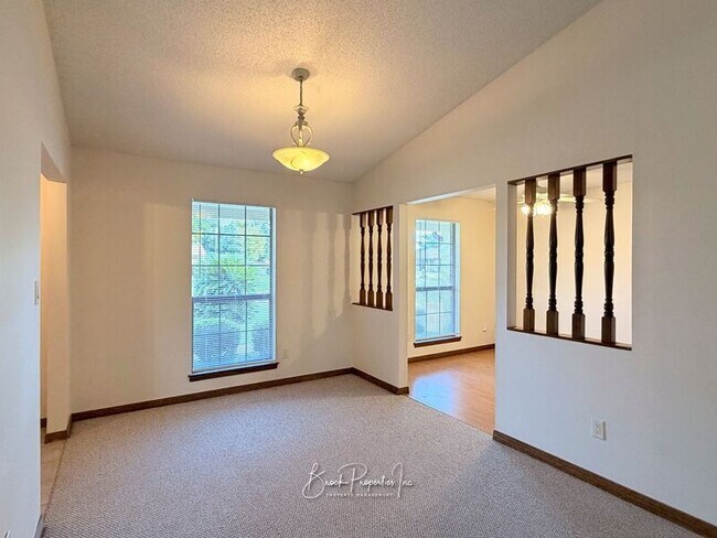 Building Photo - 325 S 73rd Ave