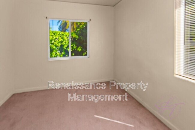 Building Photo - 1026 Windeler Ave