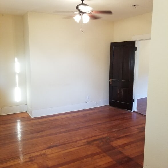Bedroom - 619 Washburn St