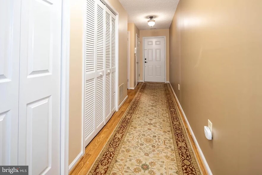 Building Photo - 314 American Eagle Ct