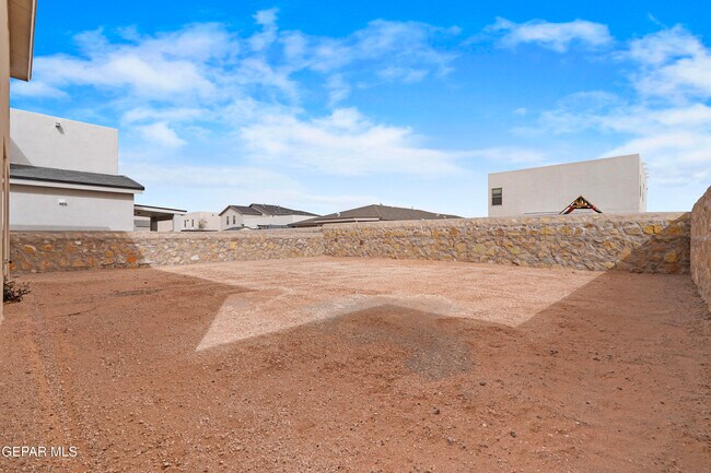 Building Photo - 5004 Alyssa Jade St