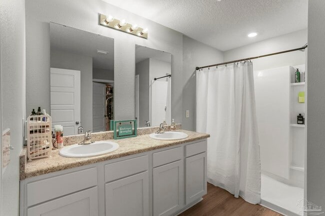 Building Photo - 903 Lovebird Ct