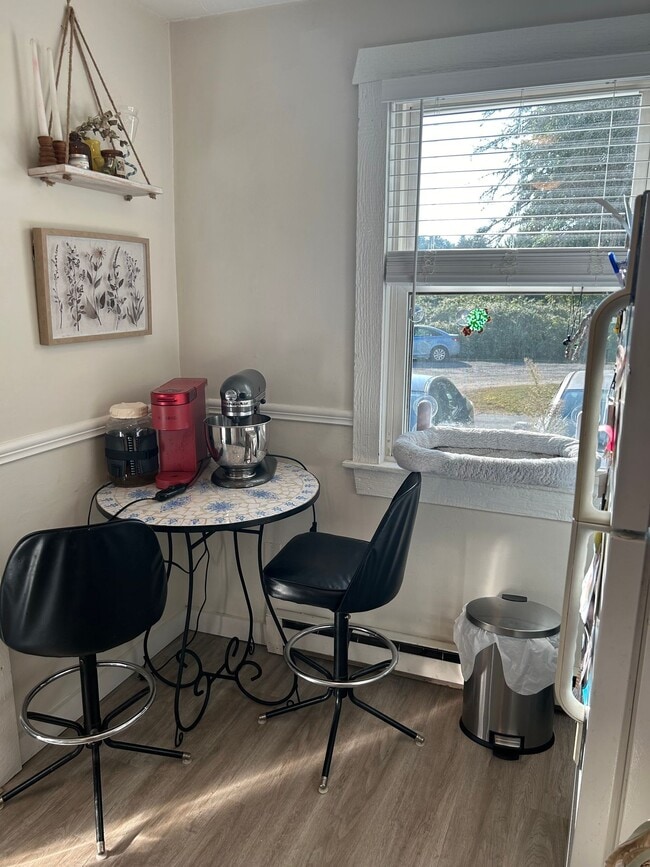 Building Photo - 310 Belchertown Rd