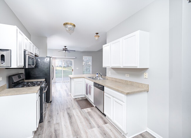 Building Photo - 511 Maggie Ln