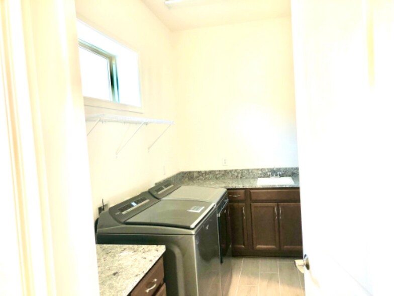 Building Photo - 13172 Bromborough Dr
