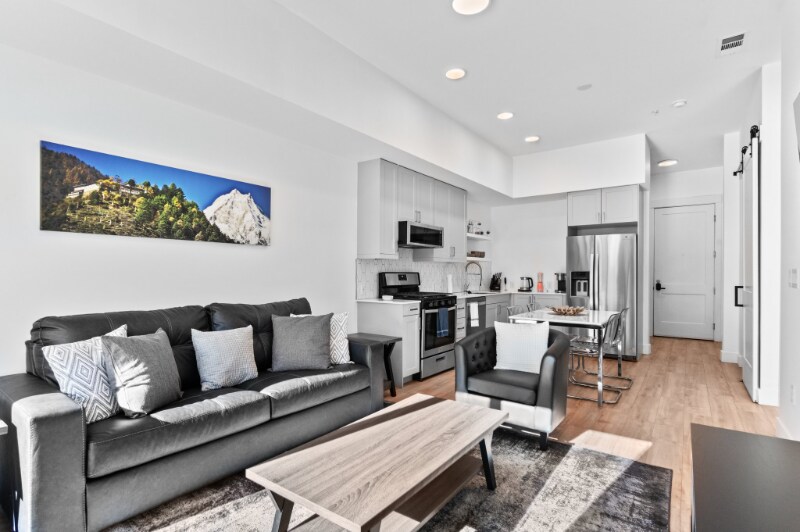 Building Photo - 2876 W 53rd Ave