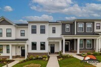 Building Photo - Well-Located Townhome with Private Off-Street Parking