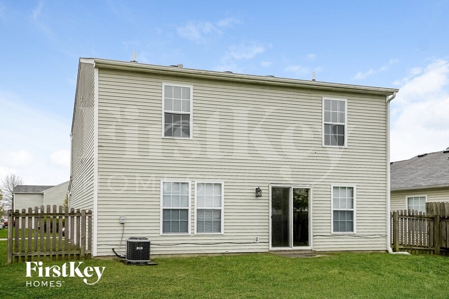Building Photo - 6140 Monteo Dr