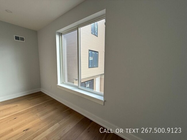 Building Photo - 3009 Gaul St