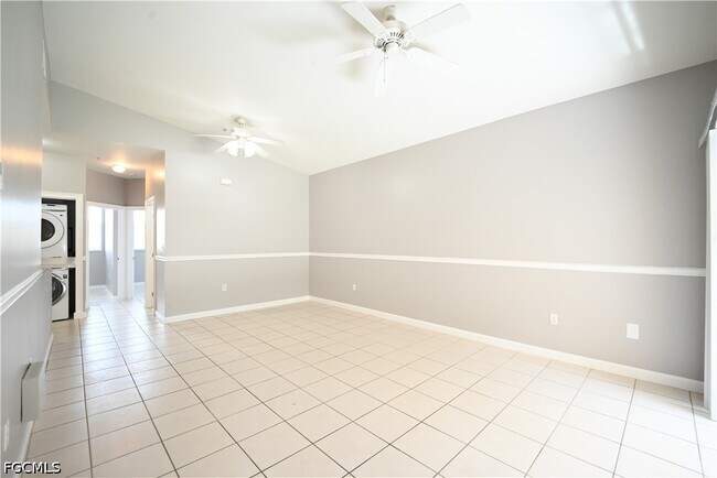 Building Photo - 15433 Bellamar Cir