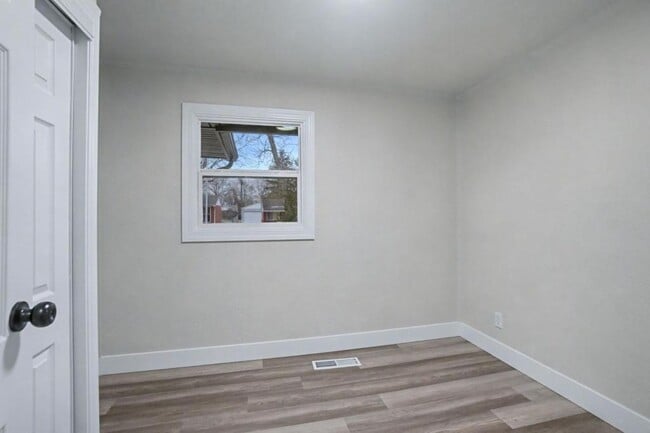 Building Photo - 4201 Lobata Pl