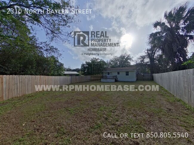 Building Photo - 2310 N Baylen St