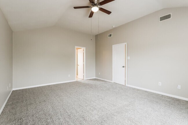 Building Photo - 25306 Barmby Dr