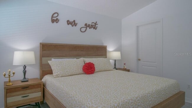 Building Photo - 959 Sandy Ridge Dr