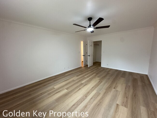 Building Photo - Beautiful home on a private, quiet street in Vista!