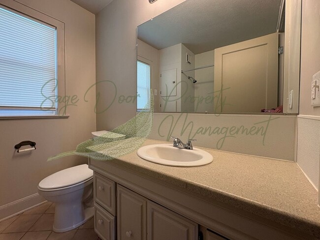 Building Photo - BEAUTIFUL HOME IN INDEPENDENCE!!