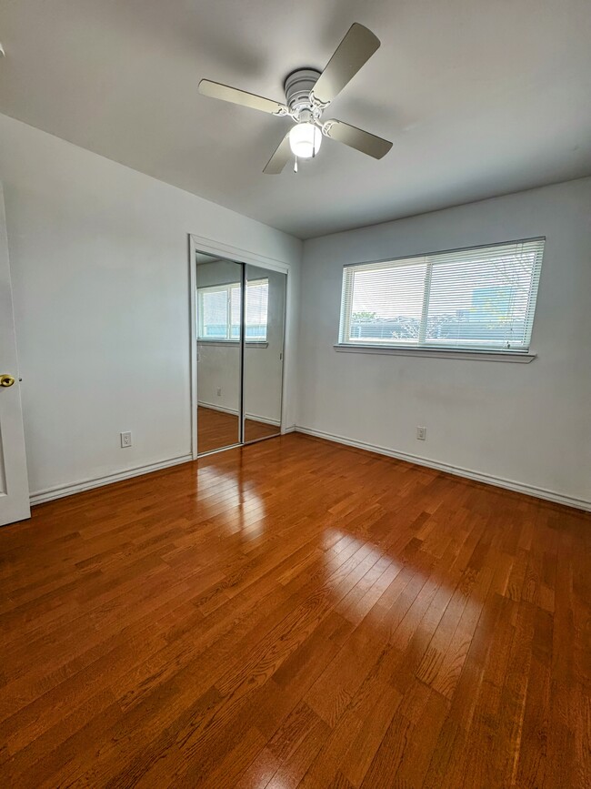 Building Photo - 139 Clairemont Rd
