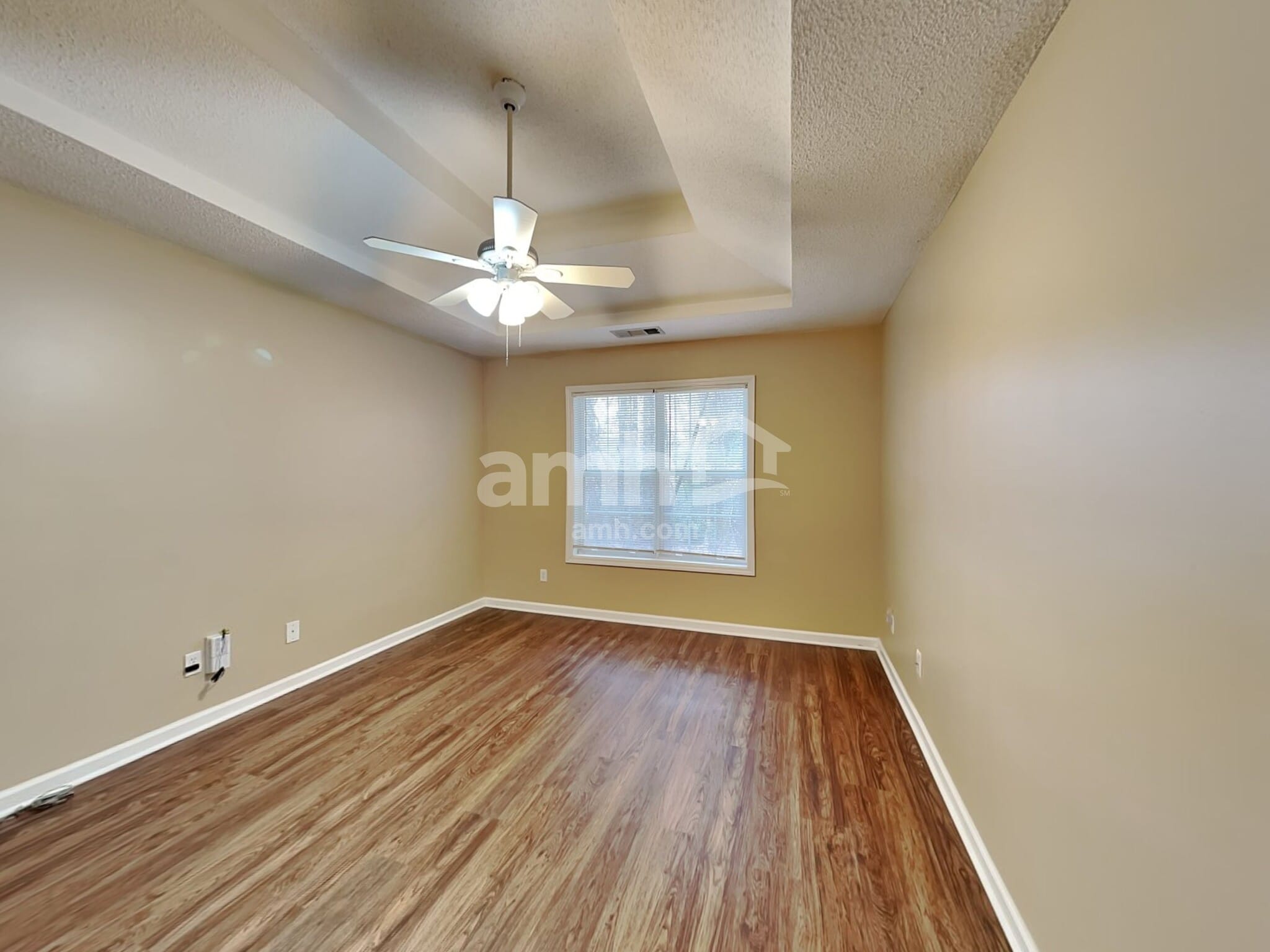 Building Photo - 112 Vintage Trl