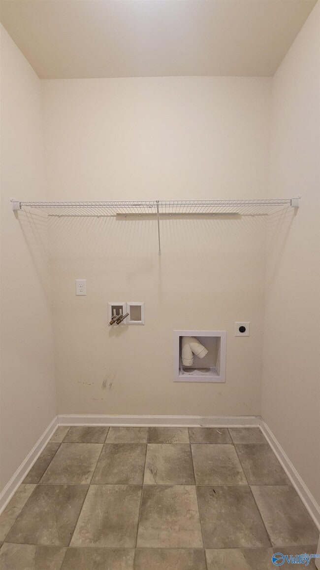 Building Photo - 13030 Lantern Pointe Wy