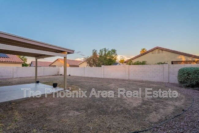 Building Photo - 663 S Colonial Ct