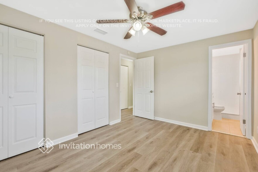 Building Photo - 423 Janell Dr