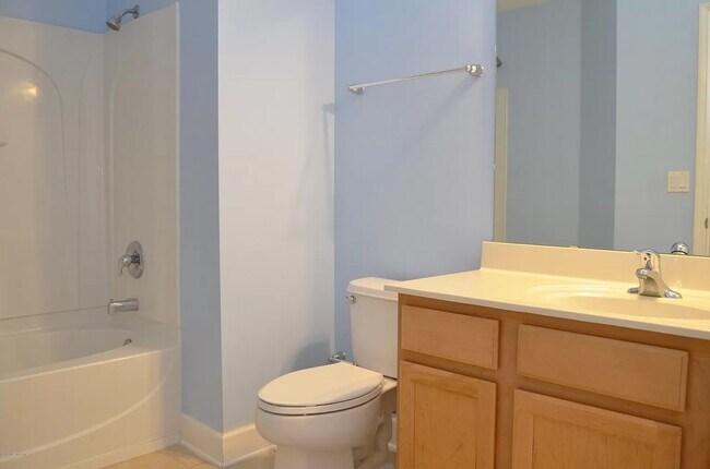 Building Photo - 32410 Pond Parke Pl