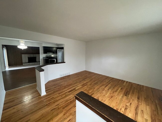 Building Photo - Fraser - 3 Bedroom Ranch with basement and garage.  Immediate Occupancy!