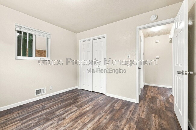 Building Photo - 2129 E 114th Ave