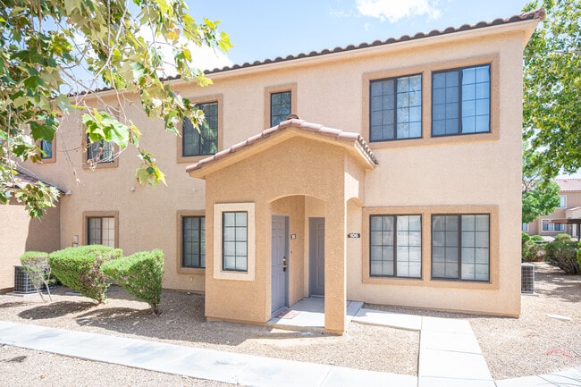 Primary Photo - 2010 Rancho Lake Dr