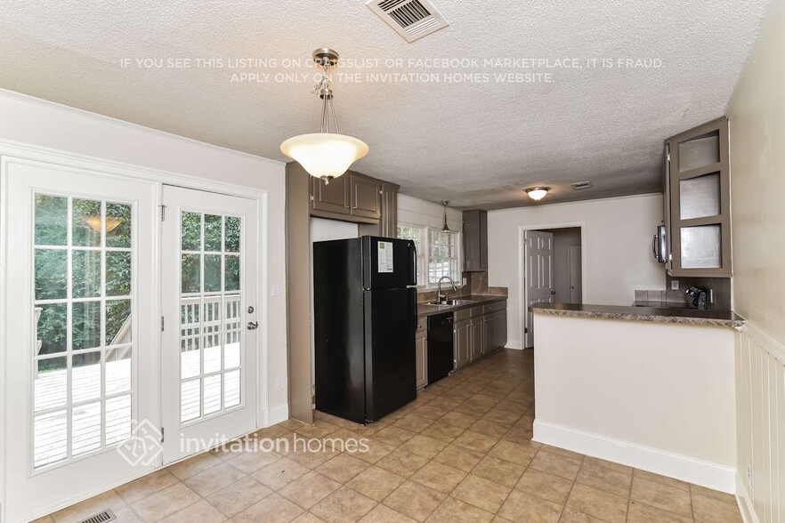 Building Photo - 315 Ridgecrest Dr