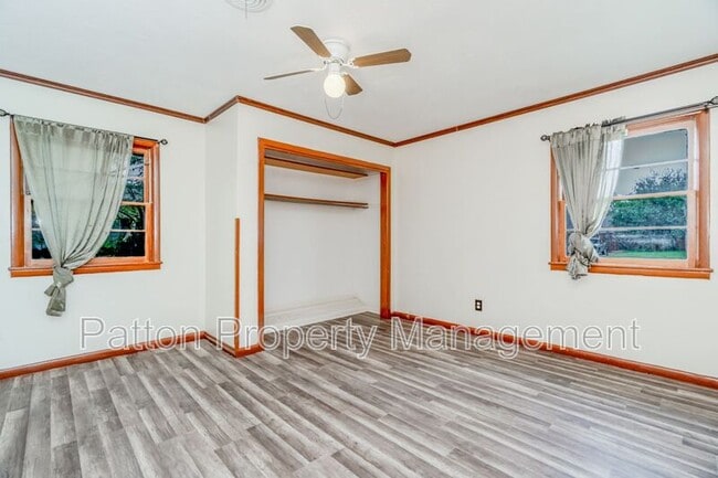 Building Photo - 1703 Pecos St
