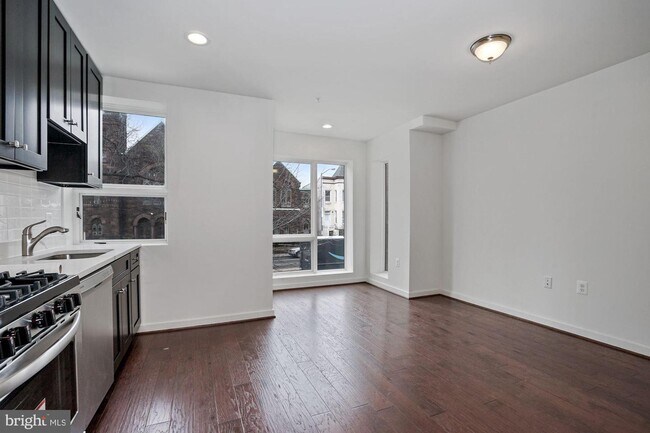 Building Photo - 1705 North Capitol St NE