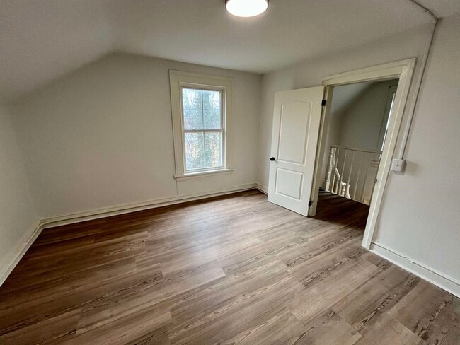 Building Photo - 500 Ridge St