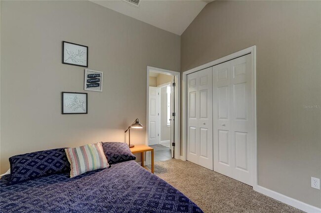 Building Photo - 2123 W Spruce St