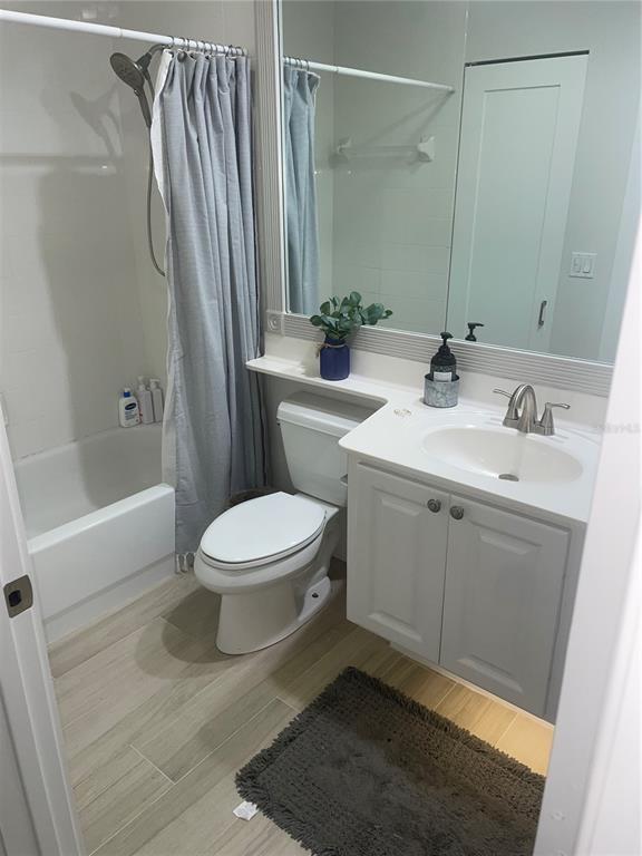 Building Photo - 7630 Pesaro Dr