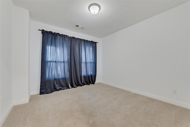 Building Photo - 1027 Huckleberry St