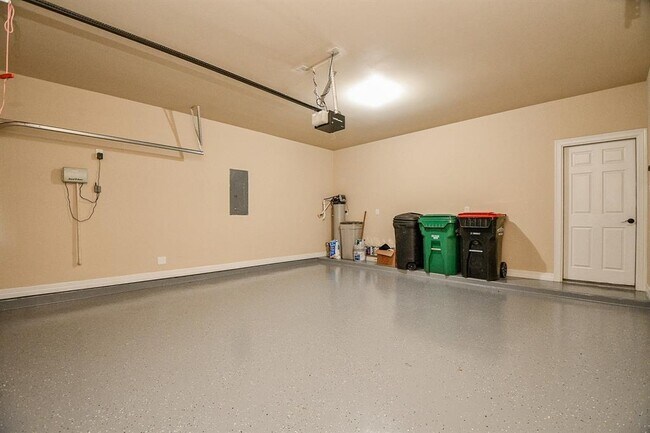 Building Photo - 5551 Mangrove Creek Ln