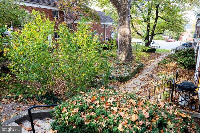 Building Photo - 3626 Gunston Rd