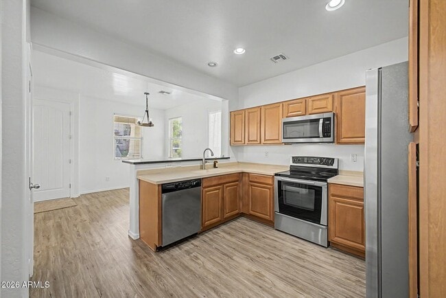 Building Photo - 2879 Claire Dr