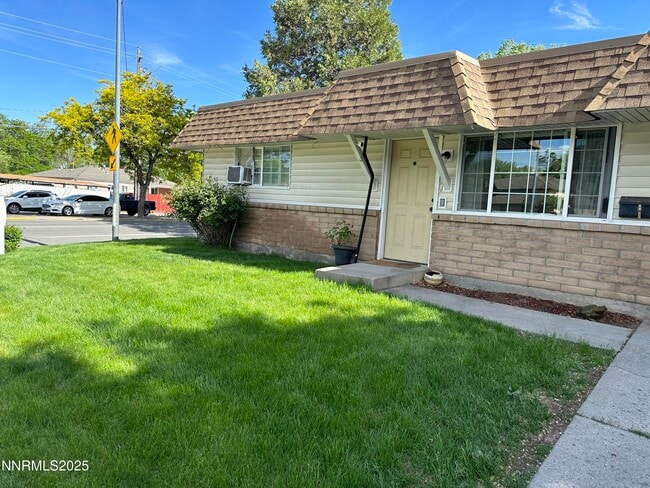 Primary Photo - 1501 Gault Way