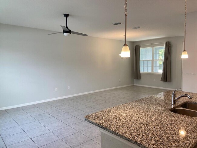 Building Photo - 5029 Avalon Park Blvd