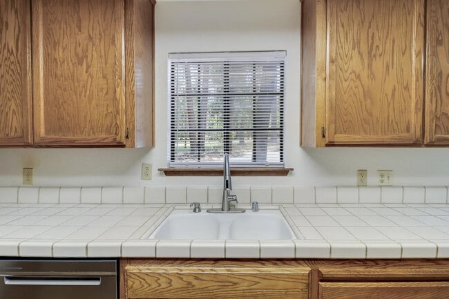 Building Photo - 30408 Whitmore Rd