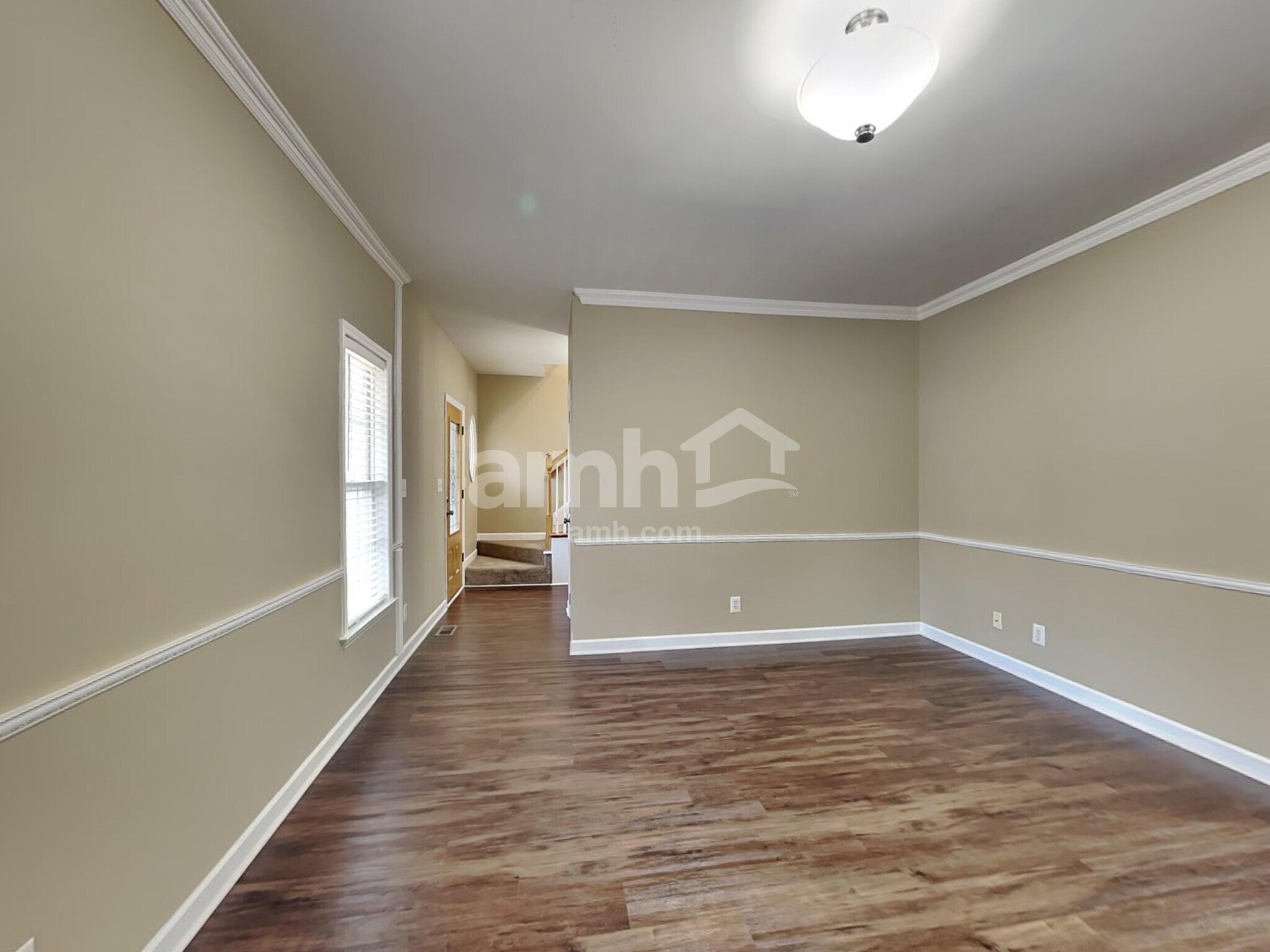 Building Photo - 105 Woodland Dr